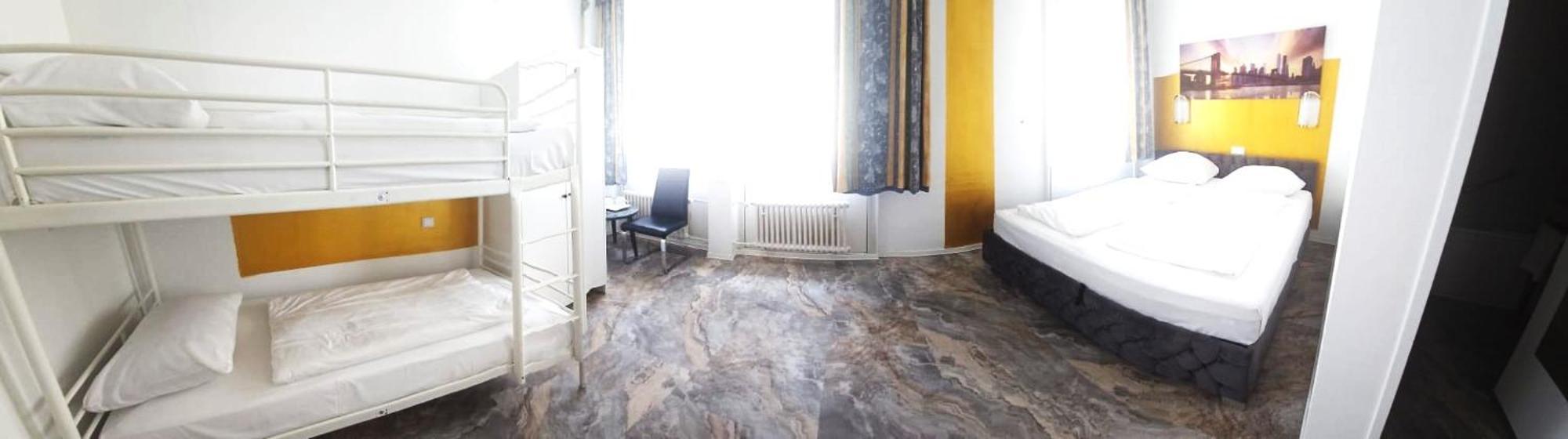 Hotel Koenigshof The Arthouse Colonia Esterno foto