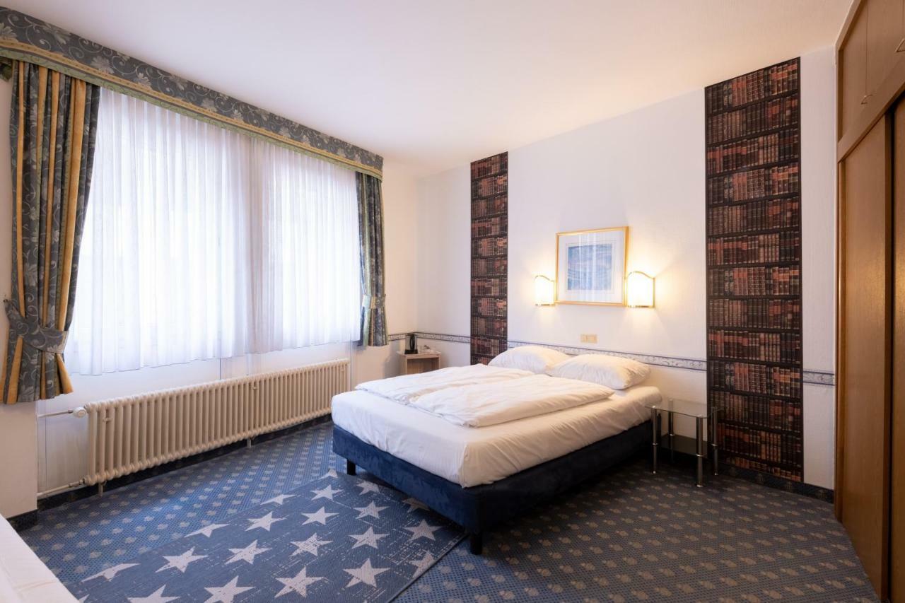 Hotel Koenigshof The Arthouse Colonia Esterno foto